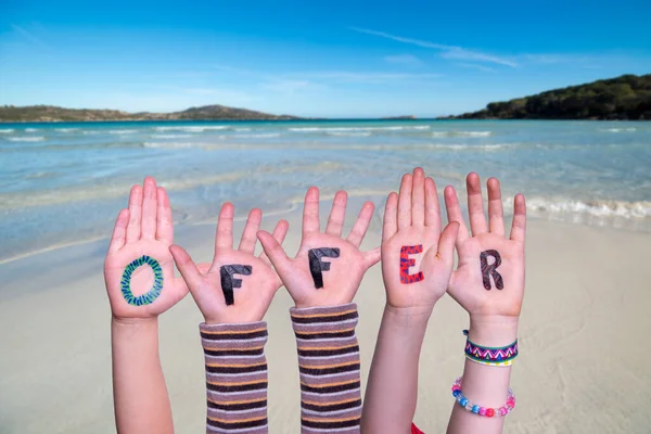 Children Hands Building Colorful English Word Offer Summer Ocean Sea — Stock Photo, Image