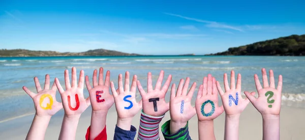 Children Hands Building Colorful English Word Pergunta Mar Verão Oceano — Fotografia de Stock