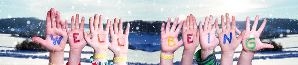 Children Hands Building Barevné Anglické Slovo Pohody Bílé Zimní Pozadí — Stock fotografie