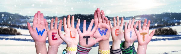 Crianças Mãos Construindo Colorido Alemão Palavra Weltweit Significa Todo Mundo — Fotografia de Stock