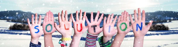 Kinderen Handen Bouwen Kleurrijke Engelse Word Solution Witte Bobbie Winter — Stockfoto