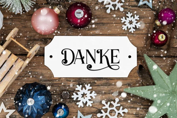 Festliche Weihnachtsdekoration Weihnachtshintergrund Mit Schneefall Und Zeichen Mit Deutschem Text — Stockfoto