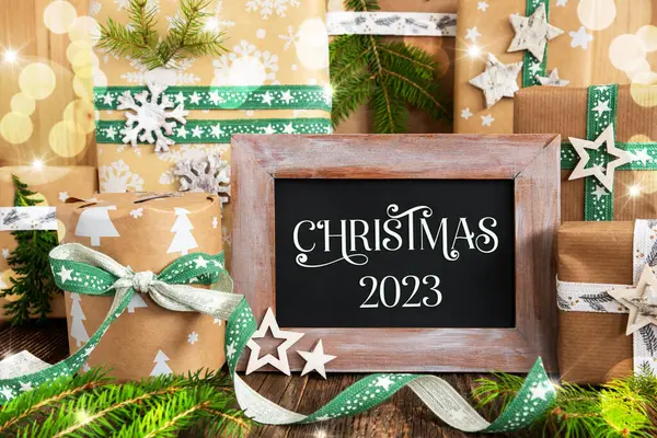 テキストクリスマス2023年緑の冬の装飾 持続可能なクリスマスの背景 — ストック写真