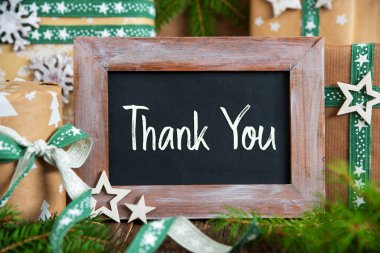 Teşekkürler Yeşil, Sürdürülebilir Noel Dekorasyonu, Çevre dostu Kış Arkaplanı