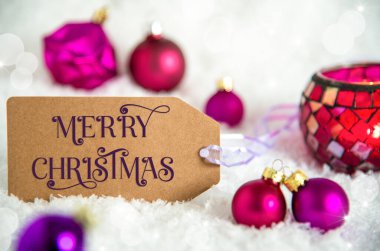 Mutlu Noeller yazılı etiket, Mor Noel Baloları, Noel ve Kış Dekorlu Beyaz Kar Arkaplanı