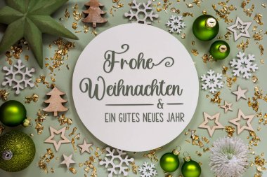 Almanca Metin: Frohe Weihnachten Und Ein Gutes Neues Jahr, Mutlu Noeller ve Mutlu Yıllar Diliyle, Yeşil Noel Dekorasyonu, Kış Dekorasyonu,