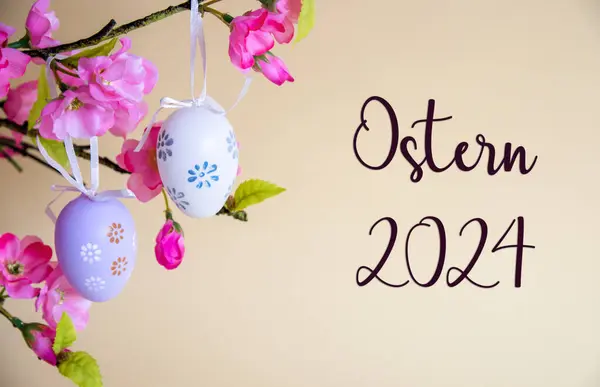 Hermosa Decoración Huevos Pascua Con Flores Primavera Texto Alemán Ostern — Foto de Stock