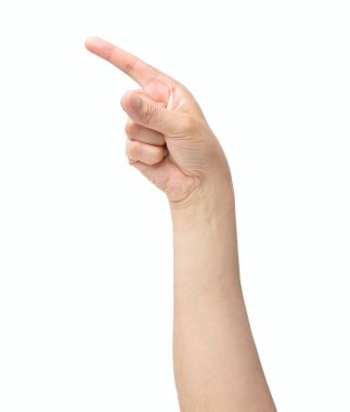 Beyaz bir arkaplanda işaret parmağıyla elini gösteren bir adam.