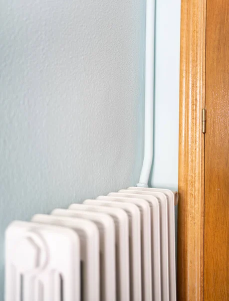 Heating Radiator External Installation External Pipe Home — 스톡 사진