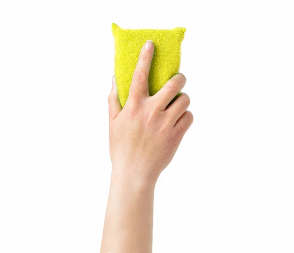 白い背景に隔離されたきれいな黄色のスポンジを保持している認識できない女性の手の作物のショット — ストック写真