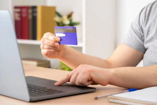 Close Student Girl Hands Paying Online Credit Card Laptop Night — Stock Photo, Image