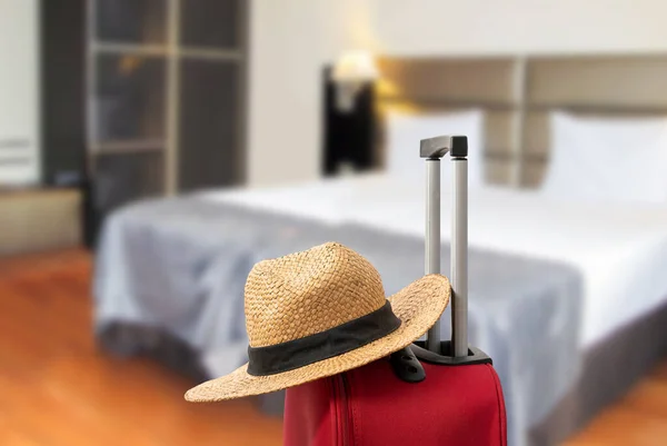 Close Beautiful Modern Hotel Room Red Suitcase Hat — Stock Photo, Image