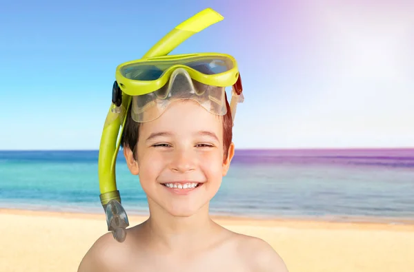 Barn Med Snorkel Mask Tuba Och Snorkel Snorkling Simning Semester — Stockfoto