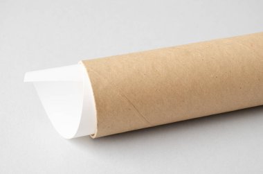 Karton postalar, nakliye tüpleri..