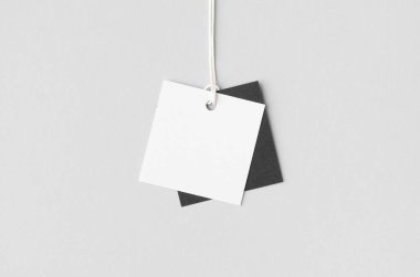 Beyaz ve siyah kare elbise etiketi, hediye etiketi modeli.