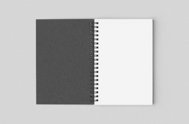 Siyah spiral defter. İçi boş beyaz..