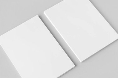 Özgeçmiş, özgeçmiş, antet, fatura modeli. Gri arkaplandaki A4 kağıtları yığını.