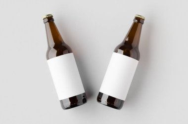 Kehribar bira şişesi. Üstünde boş etiket var..