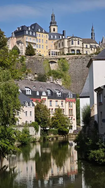 Lüksemburg Şehri, Lüksemburg Avrupa kenti dikey fotoğrafı