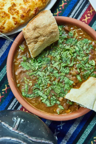 Pan Curry Verde Casero Con Queso Crema Agria — Foto de Stock