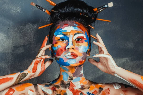 Asiatisk Kvinna Med Ansikte Konst — Stockfoto