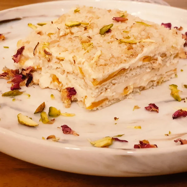  Cezbedici bir kadehte dondurmayı tazelemek