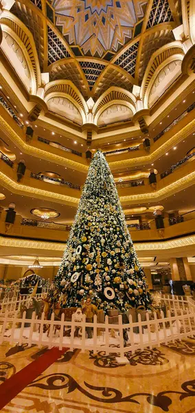 Emirates Sarayı Mandarin Doğu iç çekimleri