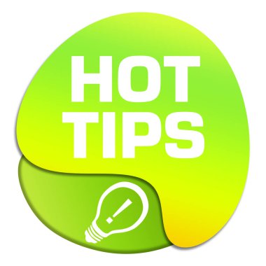 Metin ve ampul sembollü Hot Tips konsept resmi.