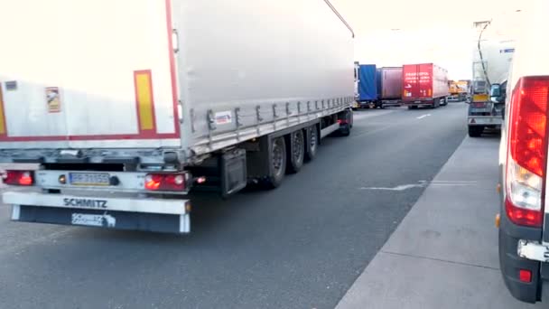 Medenbach Alemania Noviembre 2023 Camiones Área Descanso Alemana Medenbach Autopista — Vídeos de Stock