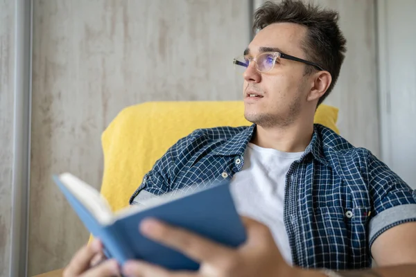 One Man Caucasian Male Young Adult Sitting Chair Home Reading — Stockfoto