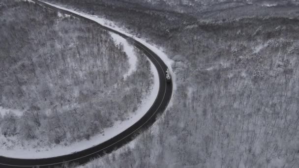 Car Drive Snow Winter Day Road Mountain Range Aerial View — 비디오