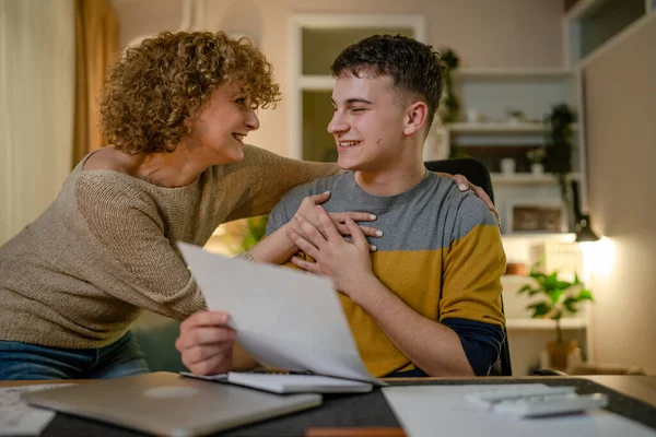 Mature Woman Son Caucasian Man Teenager Receive Letter Read Good — Stock Photo, Image