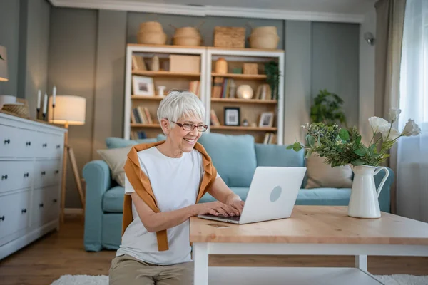Senior Caucasian Woman Use Laptop Computer Home Work — Stock Photo, Image