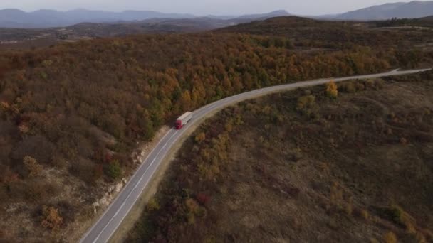 Aerial View Drone Image Road Truck Drive Trees Forest Mountain — Stock videók