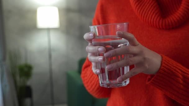 Close Hand Caucasian Woman Take Glass Water Home — Stok video