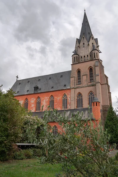 Аббатская Церковь Фезеля Фоне Облачного Неба Долина Рейна Германия — стоковое фото