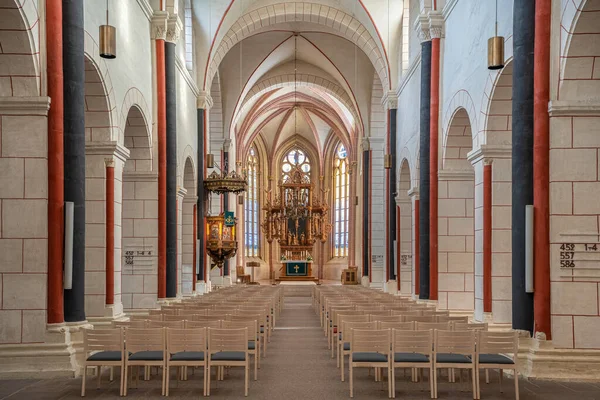 ゴスラー ドイツ 2023年2月4日 ドイツのゴスラーで 2023年2月4日に市場教会のメイン通路を眺めます — ストック写真