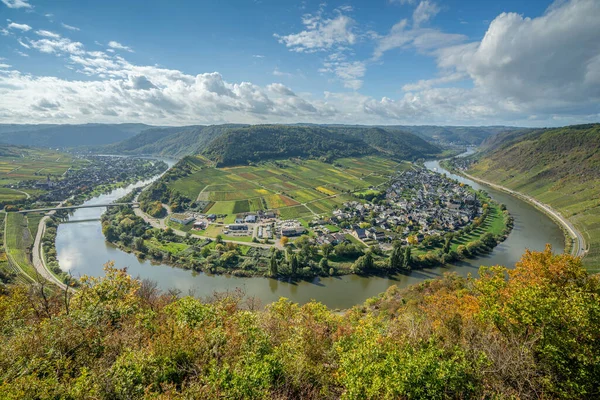 Ernst Niemcy Październik 2022 Panoramiczny Obraz Ernsta Pętlą Rzeki Moselle — Zdjęcie stockowe