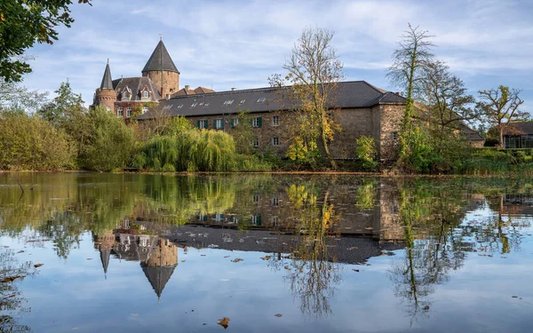 Ratingen Allemagne Octobre 2022 Château Historique Linnep Point Repère Métropole Image En Vente