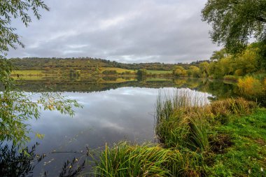 Vulkan Eifel, Rhineland-Palatinate, Almanya 'daki manzaranın panoramik görüntüsü