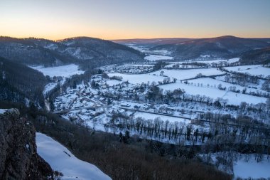 Eifel Ulusal Parkı, Kuzey Ren Vestfalyası, Almanya 'daki manzaranın panoramik görüntüsü