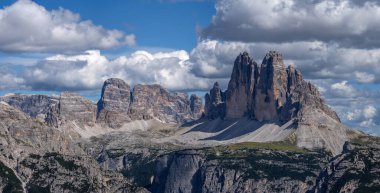 Güney Tirol, İtalya ve Avrupa 'daki manzaranın panoramik görüntüsü