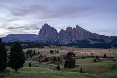 Güney Tirol, İtalya ve Avrupa 'daki manzaranın panoramik görüntüsü