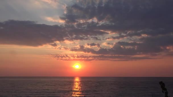 日落云彩 海滩时间 海滨日出 落日落日 夏景景观 — 图库视频影像
