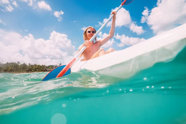 Underwater View Angle Smiling Blonde Teenage Boy Fashion Sunglasses Rowing — Stockfoto