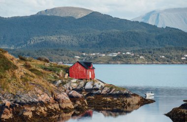 Picturesque Norwegian fisherman's cabin known as 