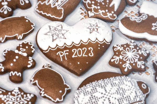 2023 Christmas Gingerbread Cookie Heart Shape — Stock Photo, Image