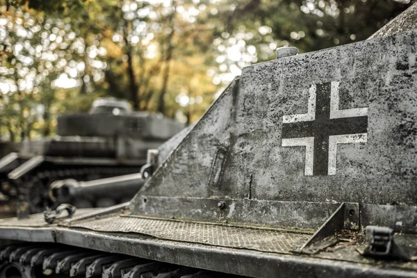Banska Bystrica スロバキア 2022年10月5日 Banska Bystricaのスロバキア民族蜂起の博物館でのヴェルマットのエンブレム ナチス戦車のBalkenkreuz — ストック写真