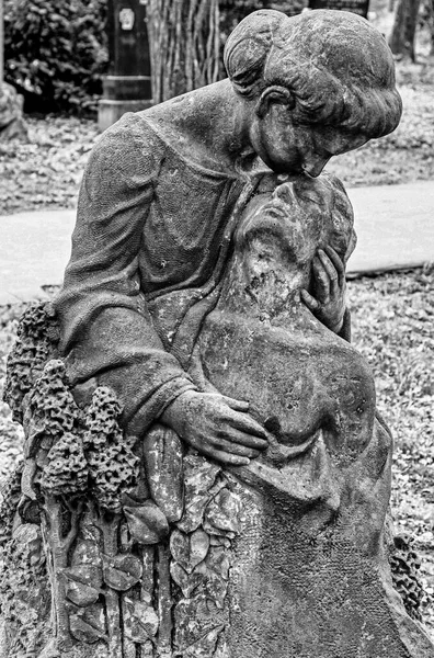 Bratislava Slovakia April 2013 Death Loved One Statues Old Tombs — Stock Photo, Image