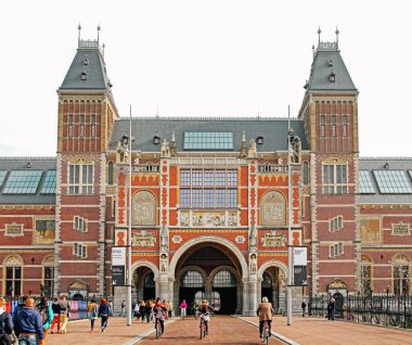 Amsterdam, Hollanda - 3 Nisan 2014: Rijksmuseum in city Amsterdam